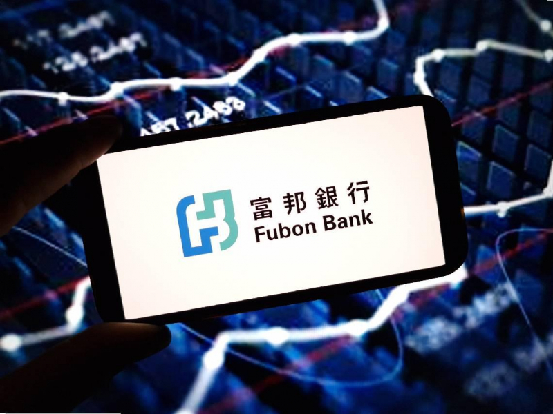 富邦金才宣布發4.5元，股價就從85→78元...該等除息嗎？不怕賺股息賠價差？「1個關鍵」別急著停損